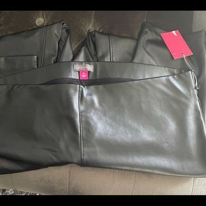 Vince Camuto, black faux-leather pants, size XL.